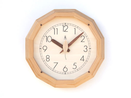 木製の掛け時計・置き時計・からくり時計など贈り物に人気の手作り時計
｜キコリ時計工房（Kicori）【本店】｜森の電葉時計（12角形）