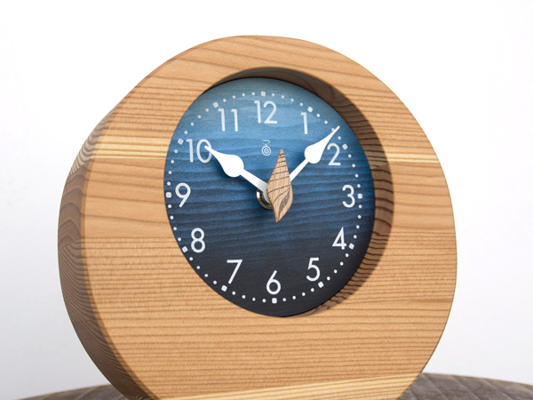 木製の掛け時計・置き時計・からくり時計など贈り物に人気の手作り時計
｜キコリ時計工房（Kicori）【本店】｜海の置時計