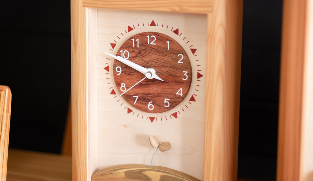 植物の時計 | キコリ 手づくり時計工房【本店】｜壁掛け 贈り物 人気 木製