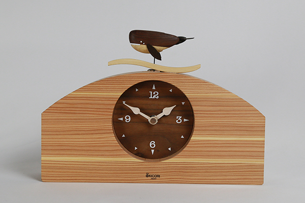 木製の掛け時計・置き時計・からくり時計など贈り物に人気の手作り時計
｜キコリ時計工房（Kicori）【本店】｜くじらの時計