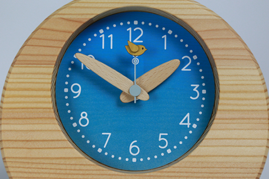 木製の掛け時計・置き時計・からくり時計など贈り物に人気の手作り時計
｜キコリ時計工房（Kicori）【本店】｜空の置時計