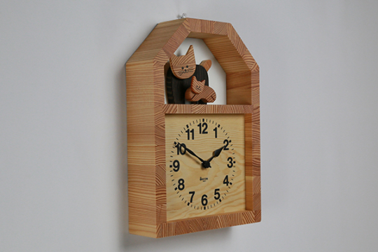木製の掛け時計・置き時計・からくり時計など贈り物に人気の手作り時計
｜キコリ時計工房（Kicori）【本店】｜ネコの親子の時計